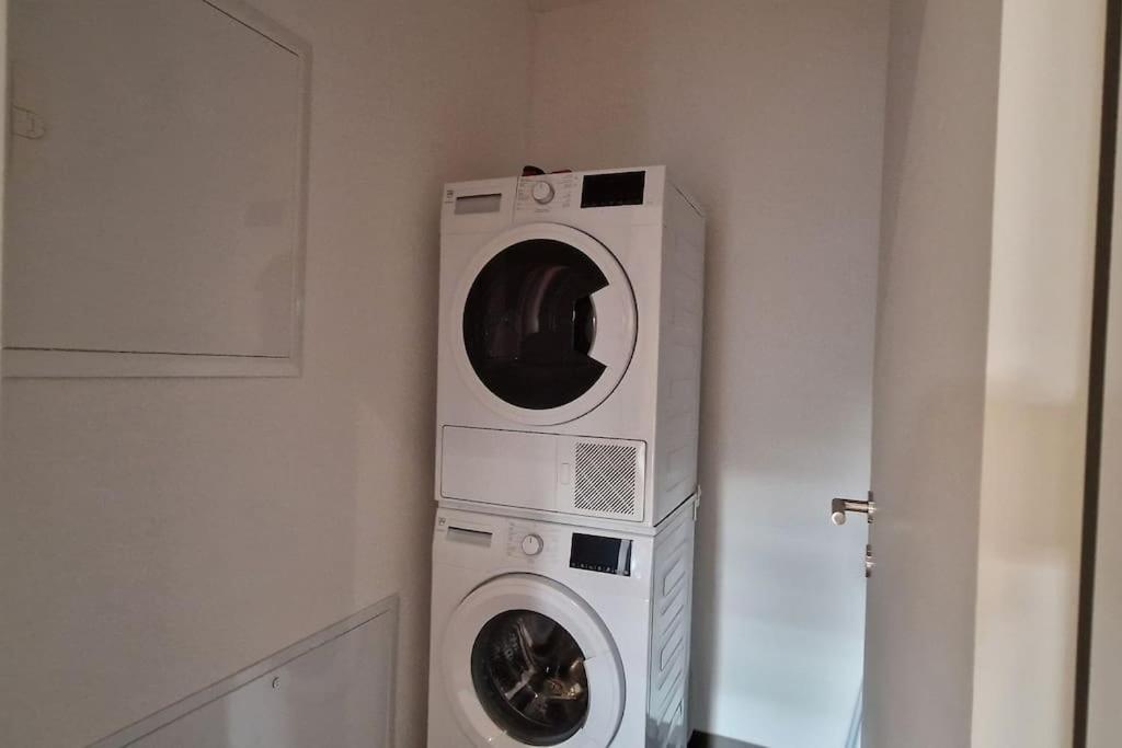 Visionary Hospitality Rothenburg, Lucerne - Premium Apartments With Free Parking, Washer, Kitchen, Terrace, 15' City ภายนอก รูปภาพ